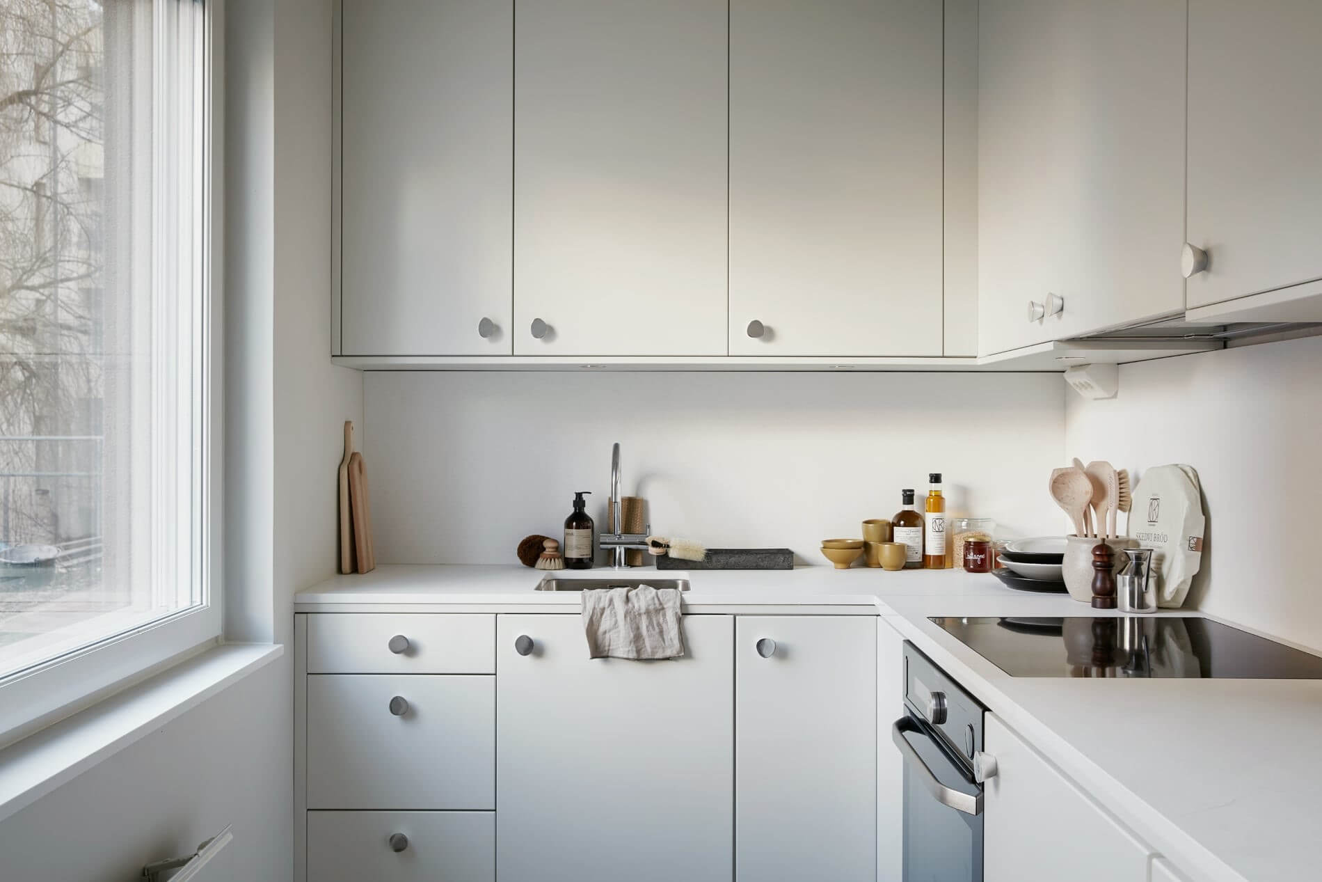 مدل کابینت برای طراحی آشپزخانه مستطیلی-وب سایت دکورامسین